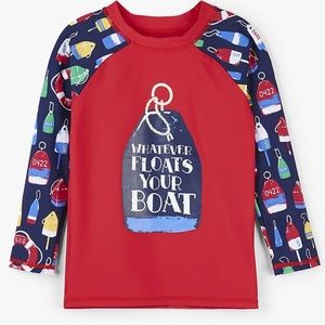 2 piece set! Hatley rash guard and matching swim trunks set. Size 5.